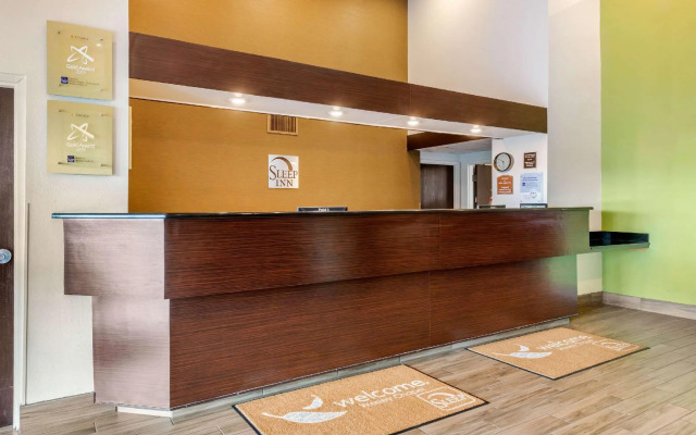 SPOT X Hotel Tampa - Wesley Chapel by The Red Collection