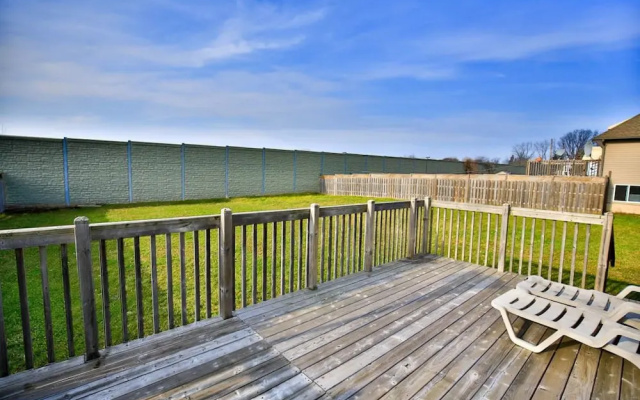 Fallsview Family Home