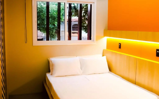 Artsy Vitoria Hostel
