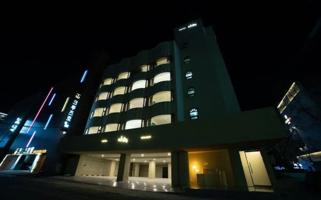 Aank Hotel Wolgot