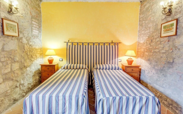 Scenic Holiday Home in Civitella Paganico with Pool