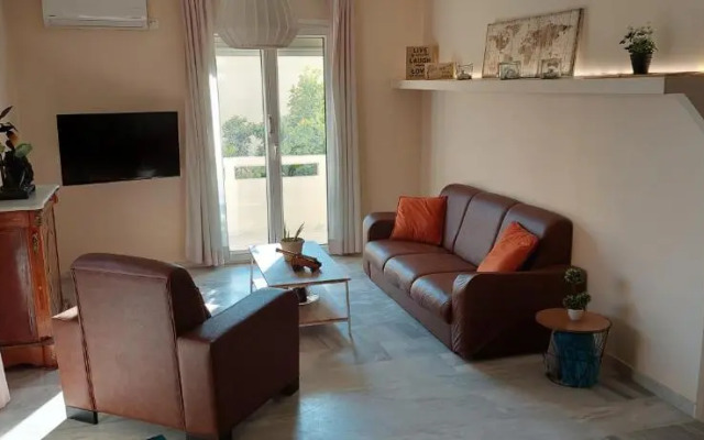 Krystal Apartment