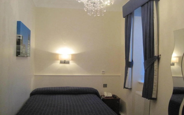 Gower Hotel