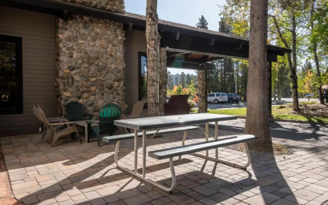 The Inn at Truckee