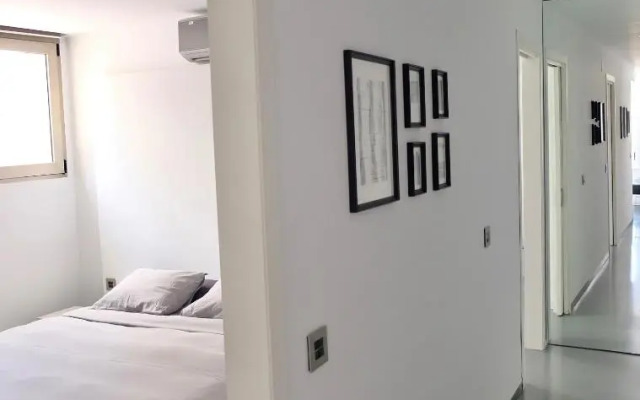 EBLI House