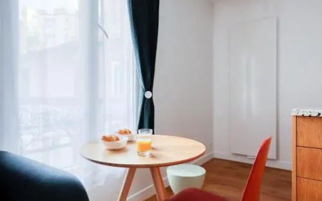 Cute and Bright Studio in a Courtyard-Montmartre(5)