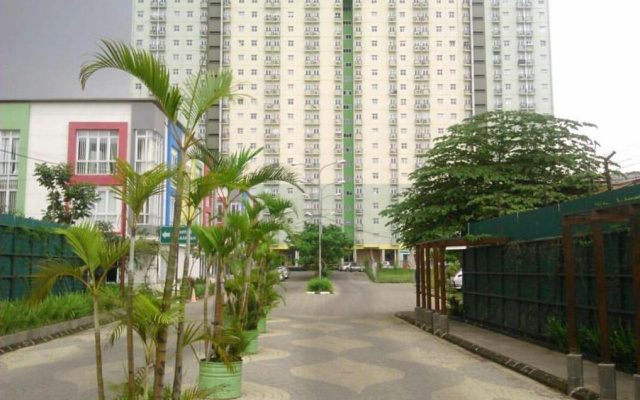 Apartment The Suites Metro by Yudis