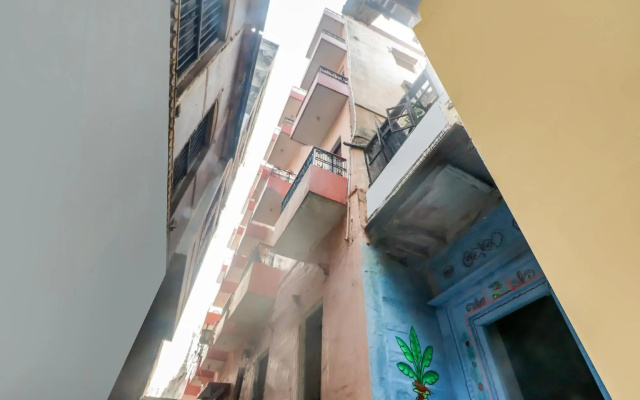 SPOT ON 80609 Mishra Paying Guest House