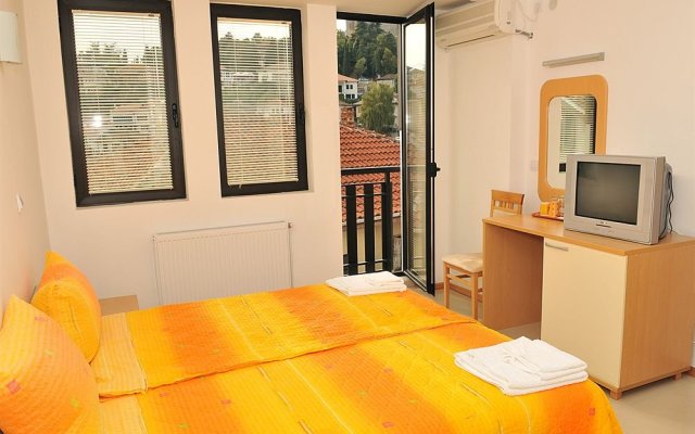 Villa Kale- Guest House in Ohrid, Macedonia from 28$, photos, reviews - zenhotels.com guestroom