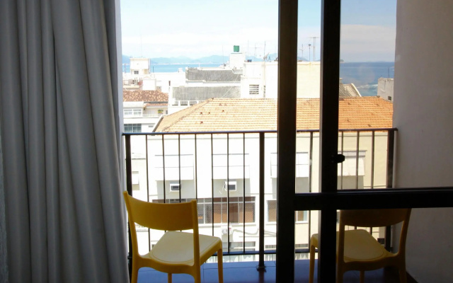 Pineapples F1106 | Copacabana Penthouse and Pool