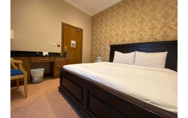Baylis House Hotel - Heathrow