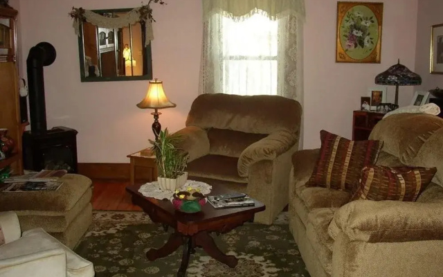 Rose & Thistle Bed & Breakfast