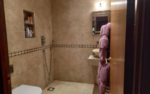 Osborne Lodge (Adults Only)