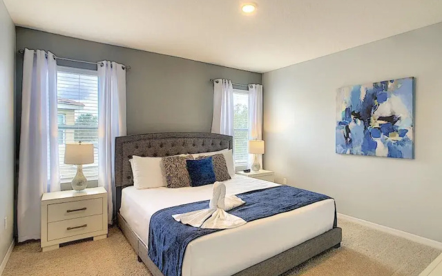 8039osc - Solterra Resort