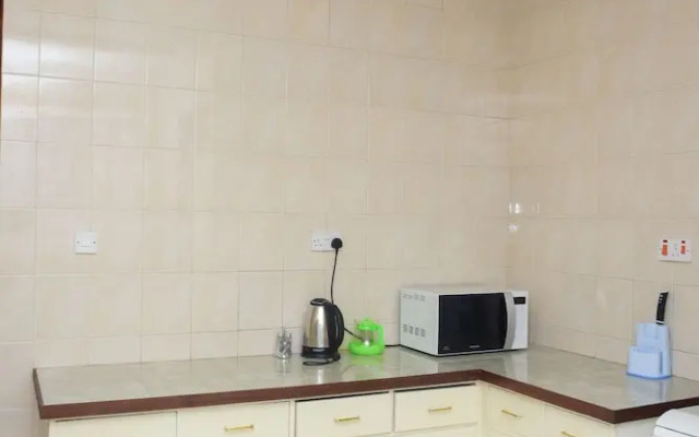 Cozy and Furnished 1 Bedroom Apartment