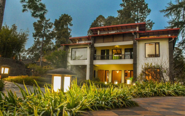 Imperial Heights Resort