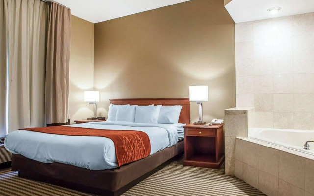 Comfort Inn & Suites Carneys Point - Pennsville