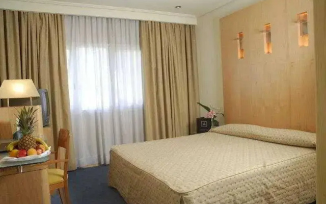Abba Atocha Hotel