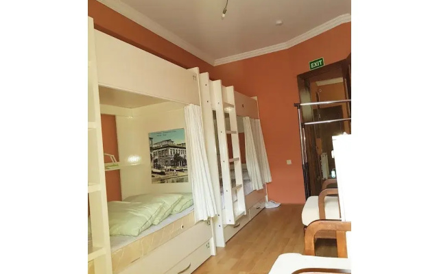 FLAT1