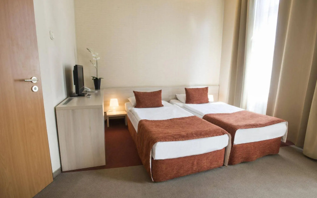 Star Hotel by Mellow Mood Hotels