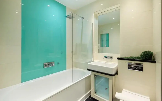 The South Hampstead Hideaway - Stylish 6bdr Home
