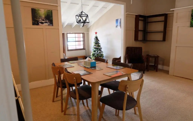Kiwi As Guest House