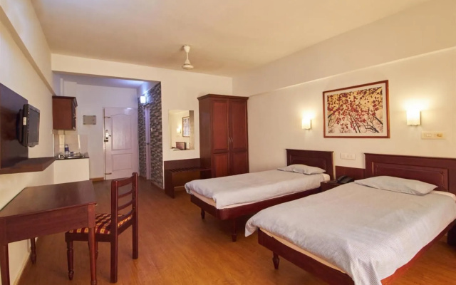 Plaza Suites