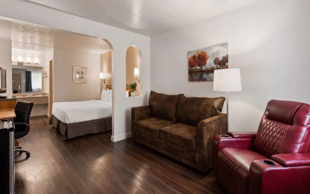 Holiday Inn Express Albuquerque (I-40 EUBANK)