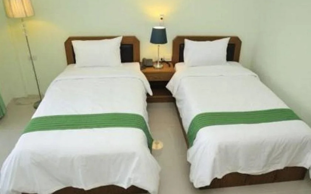 Ingmoon Riverside Resort and Spa