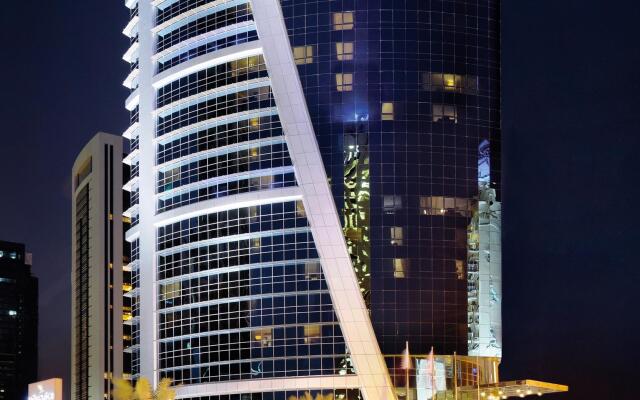 Movenpick Hotel West Bay Doha вид на фасад