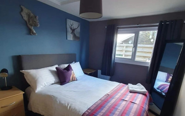 2bed Chalet Sleeps 5 - Dogs Free, Parking, Seaview