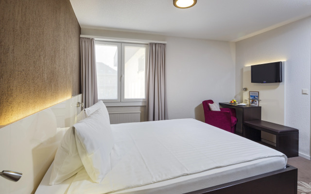 The Hey Hotel