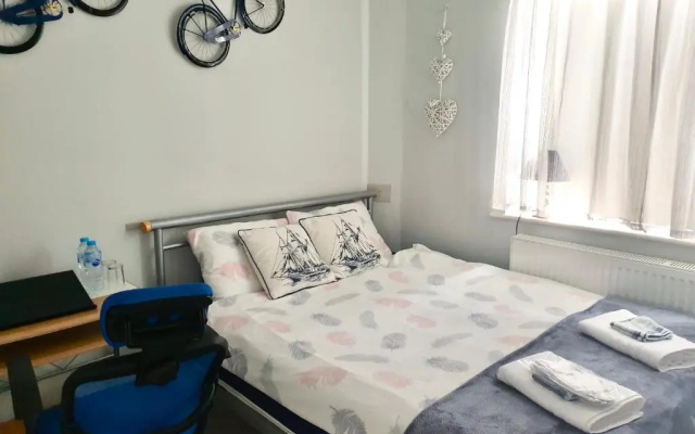 Comfortable Rooms in the House (Adults Only)