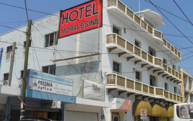 Hotel Morales Inn вид на фасад