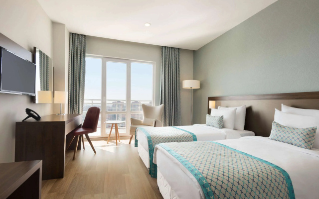 Hawthorn Suites by Wyndham Cerkezkoy