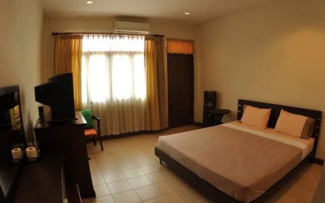 Family Boutique Home & Travel(แฟมิลี่ บูทิค โฮม แอนด์ ทราเวล)