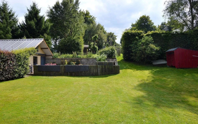 Spacious Apartment in Weywertz with Private Garden