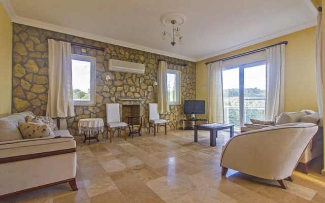 Villa Moonlight