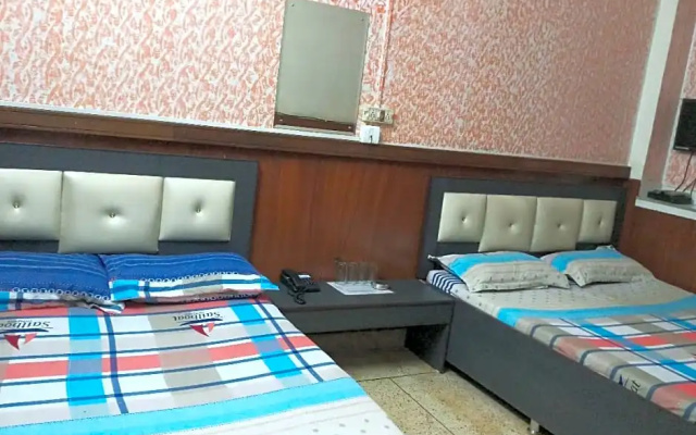 Hotel Bajrang
