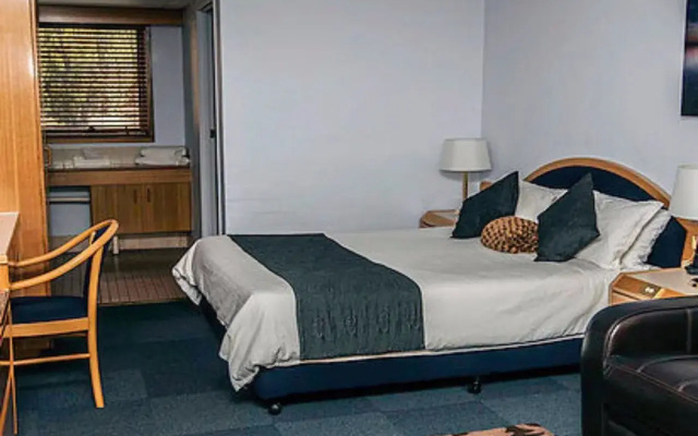 Capital Airport Motel