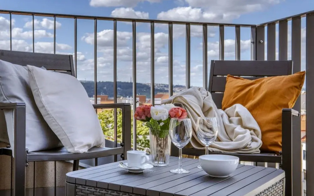 Charm APTs in Prague by Michal&Friends
