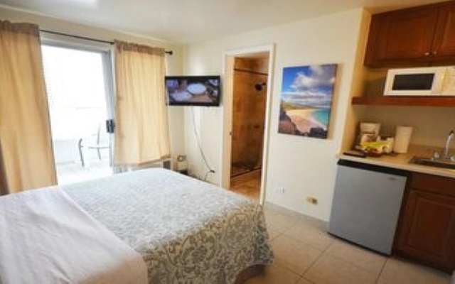 Alban Resort