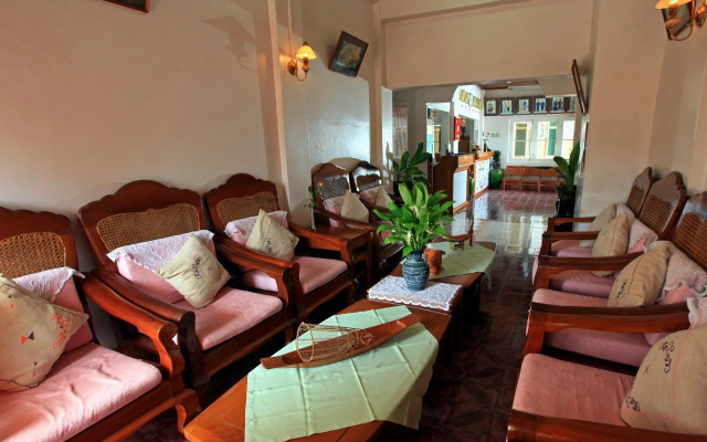 Hupin Hotel (Nyaung Shwe)