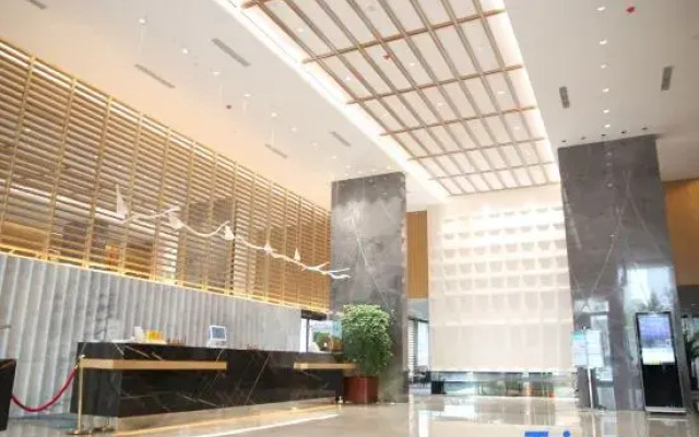 Minghu Quanying Hotel