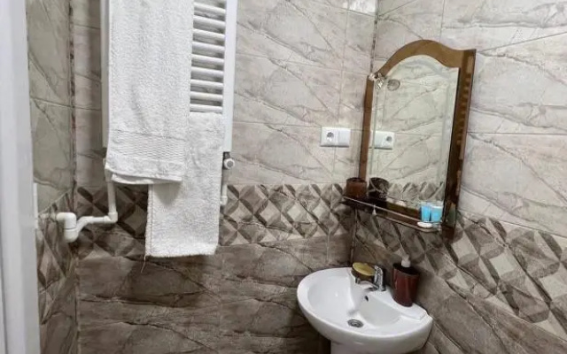 Guest House - Green Space