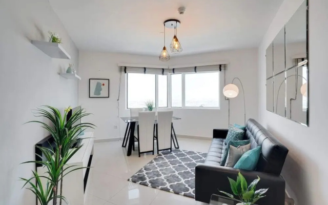 Dazzling Apartment in Dubai Gate Central of JLT