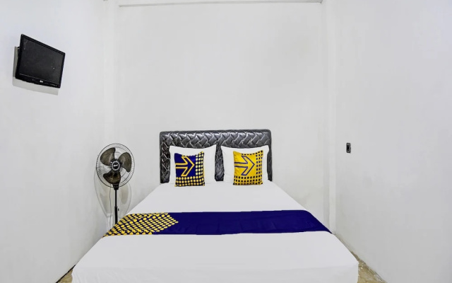 Hotel O Griya Sandi Residence Family NearPantai Boom