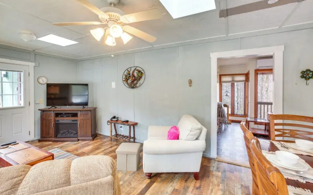 Dog-friendly Newland Cabin w/ Deck + Lake Access!