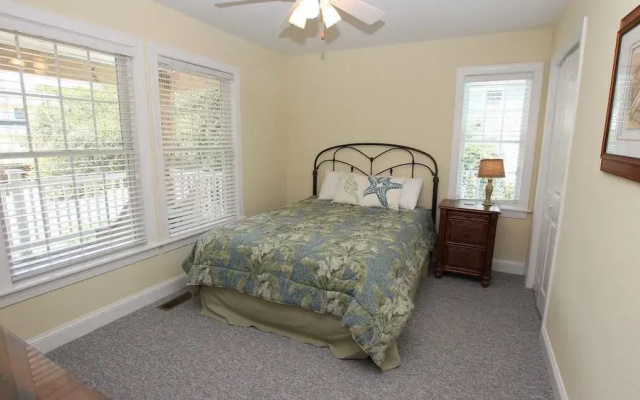 A-Sea-Breeze - 5 Br Home