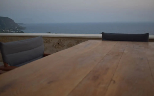 Luxury Villa With Private Pool Kika Residences